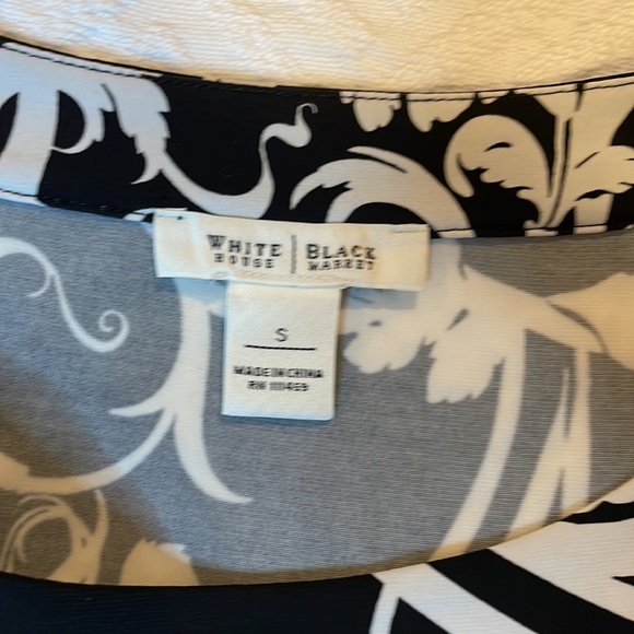 White House Black market black white small 3/4 sleeve dress. Floral print WHBM - Picture 3 of 9